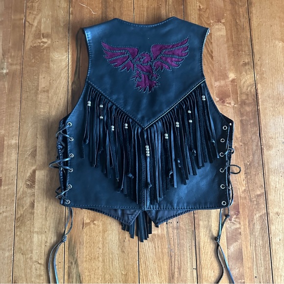 Vintage Fringe Leather Vest - Picture 7 of 13